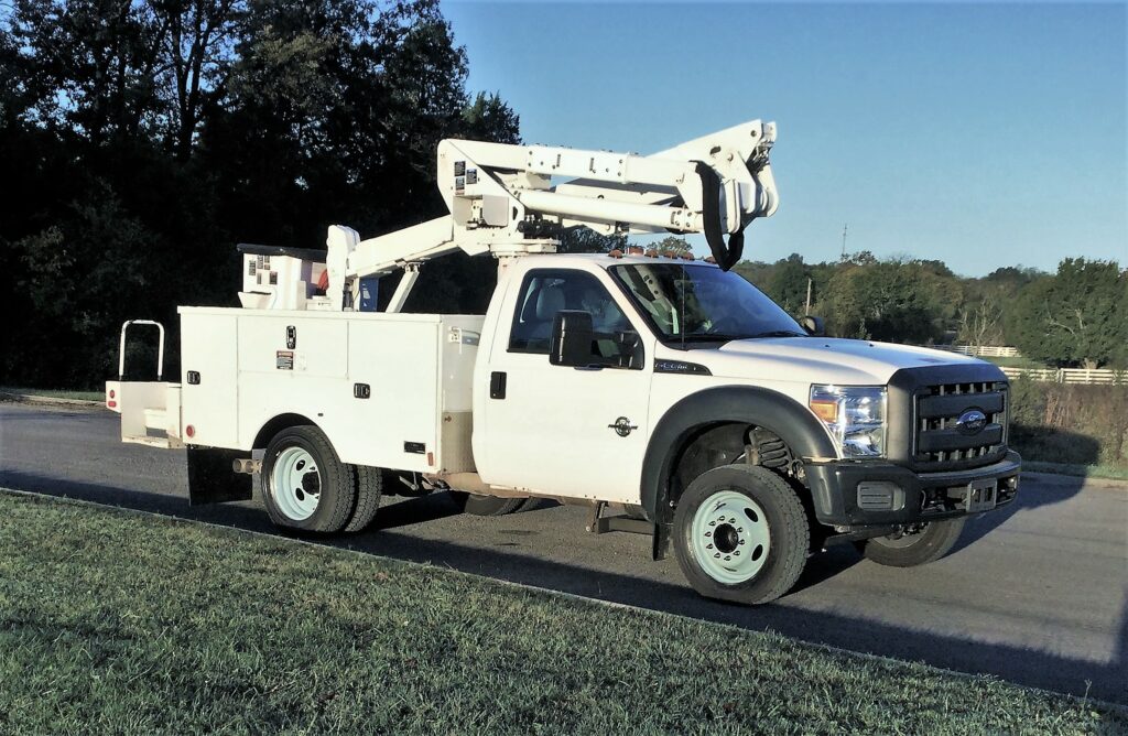 Altec AT37G 2014 Ford F-550